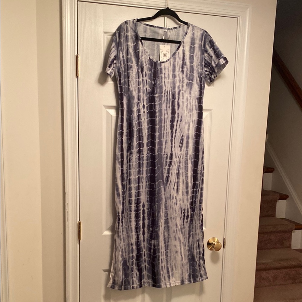 Brand New Basico Tie-Dye Maxi Dress…size L